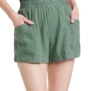 a new day High Waist Green Shorts Relaxed Fit